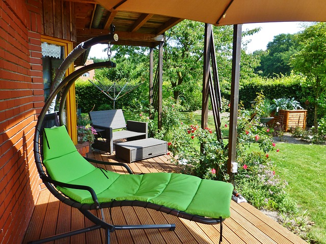 8 Tips for a beautiful Garden , Create a water dragon in your garden with garden Feng shui